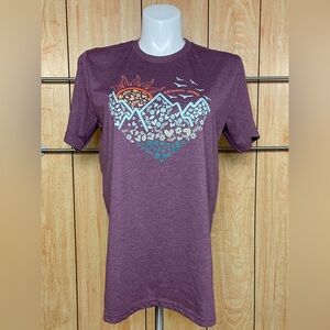 Rustic United Adventure Awaits Purple Graphic Tee SZ - L